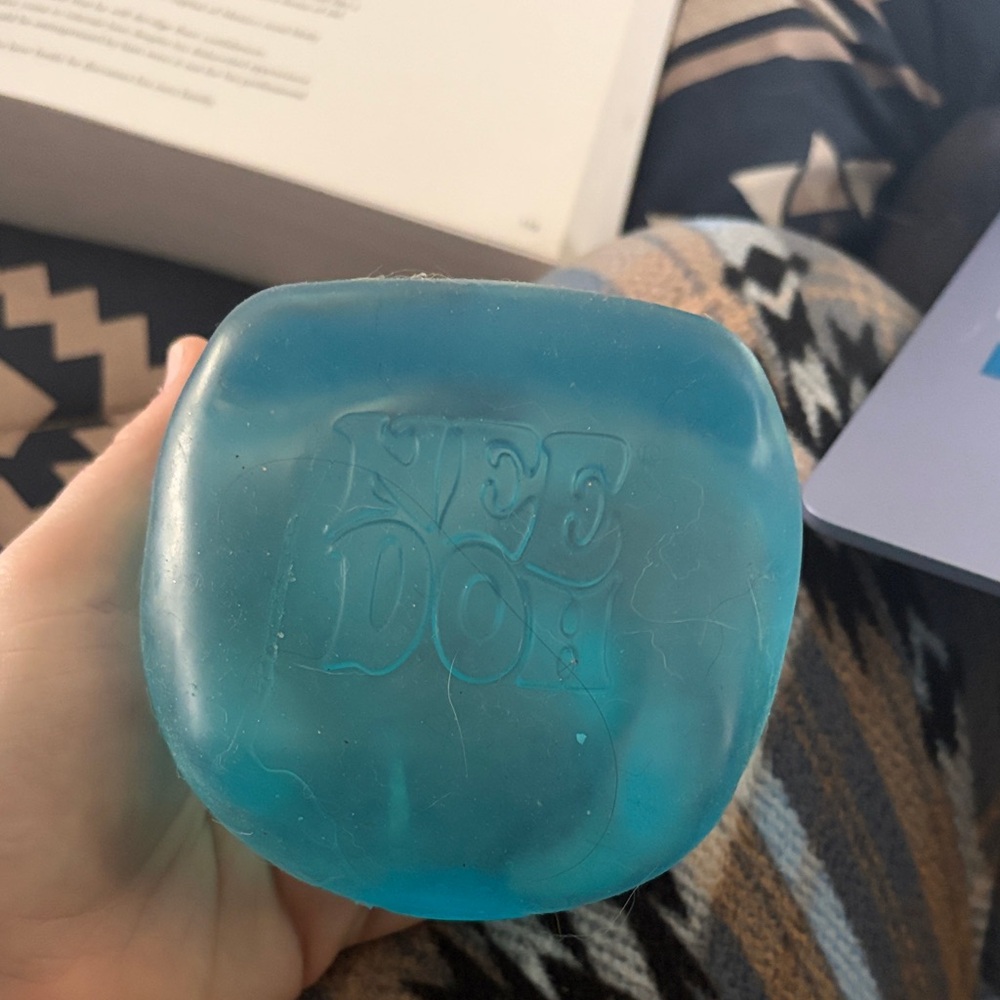 Giant blue needoh Ice cube